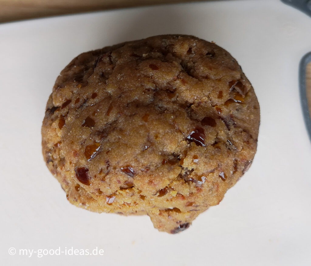 Teig mit Datteln und gemahlenen Mandeln